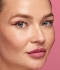 Liquid Matte Ultra-Comfort Transfer-Proof Lipstick