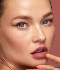 Liquid Matte Ultra-Comfort Transfer-Proof Lipstick