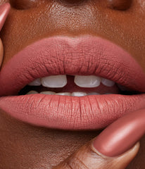 Liquid Matte Ultra-Comfort Transfer-Proof Lipstick